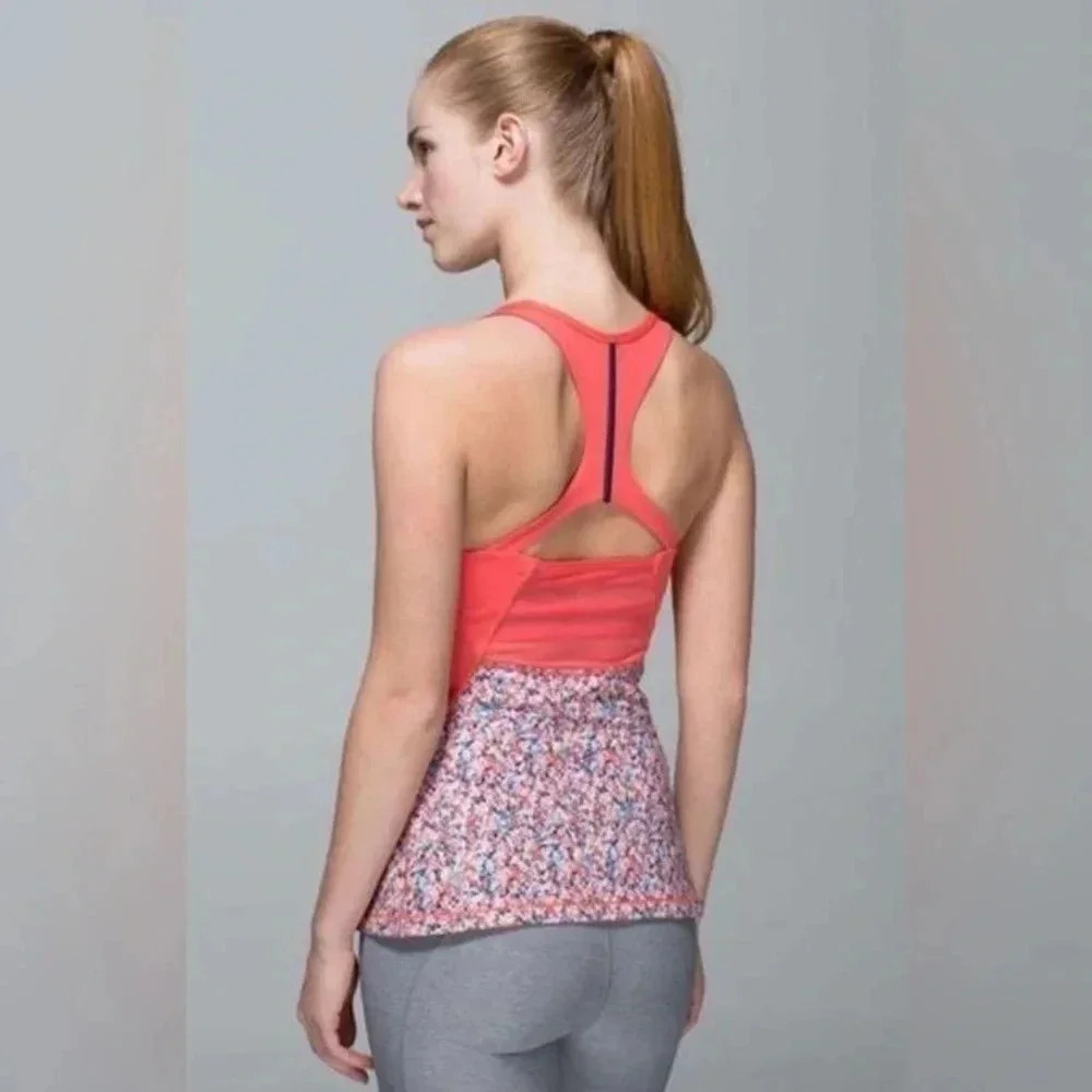 Lululemon Mesh With Me Tank - size 8 - Picture 2 of 8